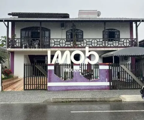Casa com 4 quartos à venda no Centenário, Jaraguá do Sul 