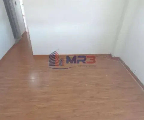 Apartamento com 3 quartos para alugar na Avenida Carlos Meziano, 482, Portuguesa, Rio de Janeiro