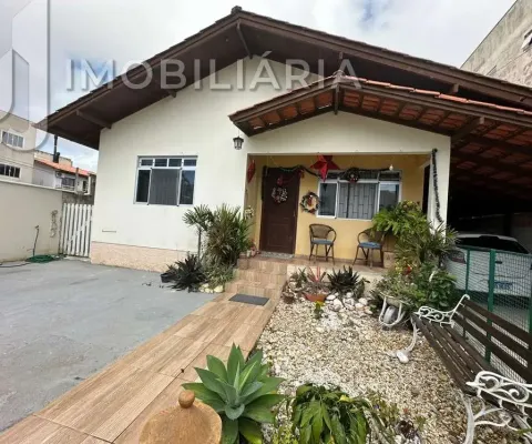 Casa residencial com 4 quartos  à venda, 215.00 m2 por r$960000.00  - ingleses do rio vermelho - florianopolis/sc