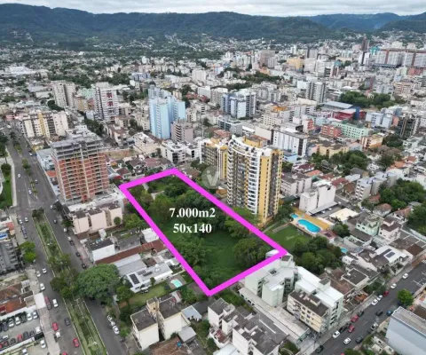 Terreno central com 7.000m2 - pronto para construir