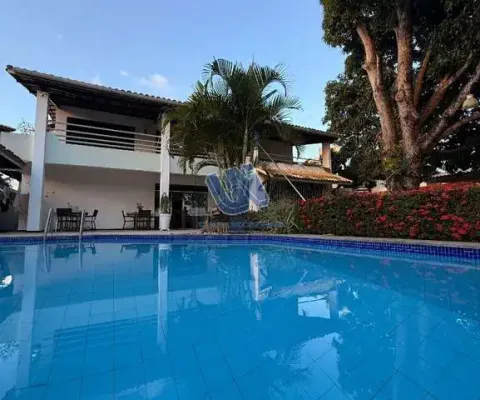 Casa com 5 suítes 600m2 de área construída no itaigara