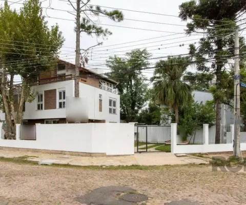 Casa com 2 quartos à venda na Rua dos Guenoas, --, Guarujá, Porto Alegre