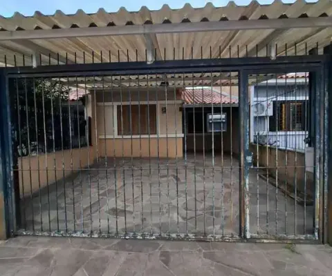 Casa com 3 quartos à venda na Rua Padre Arthur Morsch, --, Hípica, Porto Alegre
