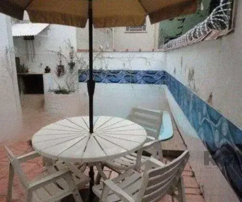 Casa com 3 quartos à venda na Rua Doutor João Dutra, --, Petrópolis, Porto Alegre