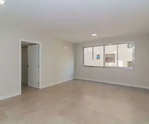 Apartamento reformado com 3 quartos, suíte e 2 vagas – 113 m² - mont serrat