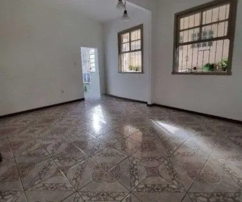 Casa de 2 dormitórios para venda ,pronta para morar no bairro santo antônio em porto alegre/rs.