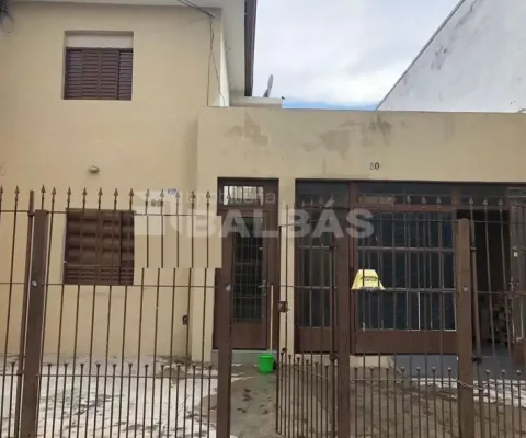 Casa térrea -  uma quadra da avenida rio das pedras