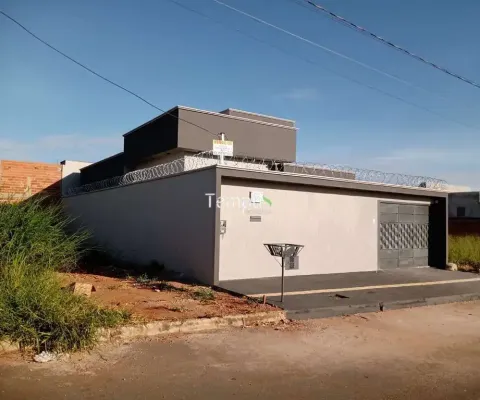 Casa com 3 quartos à venda na Avenida Maria Carolina, Residencial Recanto das Emas, Goiânia