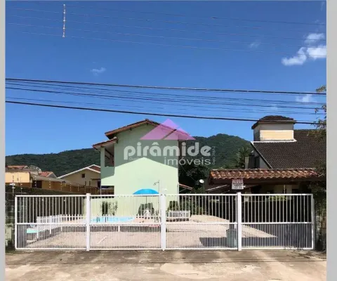Casa com 5 dormitórios à venda, 214 m² por r$ 1.700.000,00 - praia da maranduba - ubatuba/sp