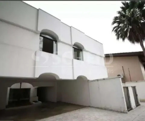 Casa com 4 quartos para alugar na Rua Canumá, --, Alto da Boa Vista, São Paulo