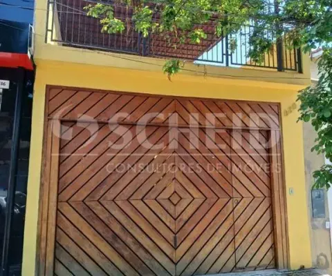 Casa para venda, com 2 dormitórios, 2 vagas de garagem em interlagos.