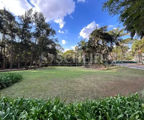 Terreno à venda com 638m2 em condomínio exclusivo triple a