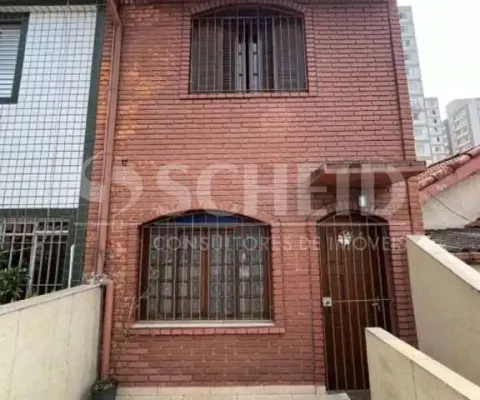 Sobrado à venda com 125 m² e 2 vagas - ótima localização