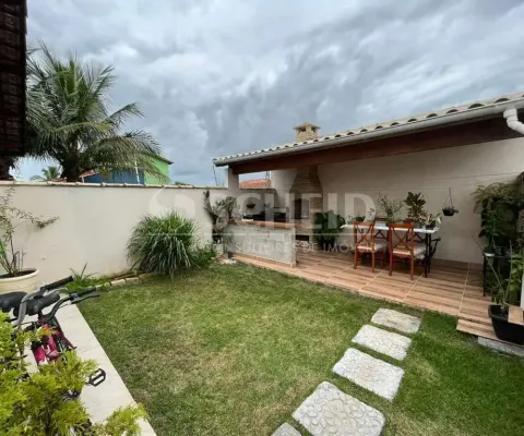 Casa com 2 quartos à venda, 70m², churrasqueira gourmet e 3 vagas no jardim grandesp - itanhaém.