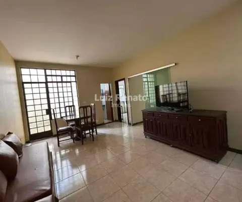Casa com 5 quartos para alugar na Rua Itapagipe, Concórdia, Belo Horizonte