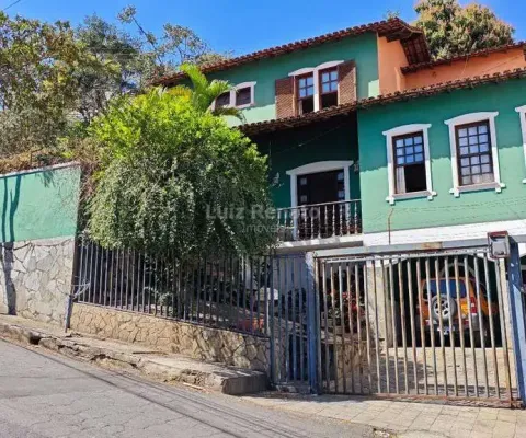 Casa com 5 quartos à venda na Rua Copérnico Pinto Coelho, Santo Antônio, Belo Horizonte
