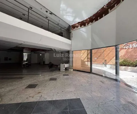 Ponto comercial de destaque para locação na savassi