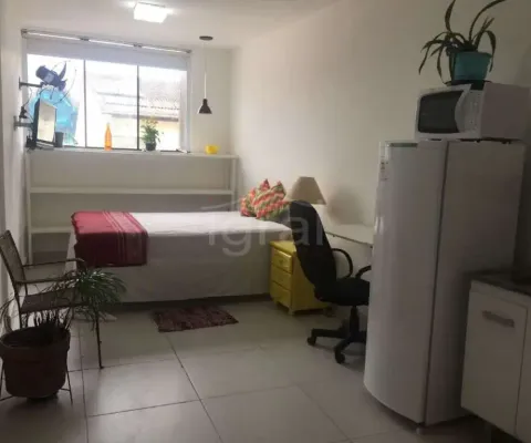 Apartamento mobiliado com 1 dormitório para alugar, 35 m² por r$ 2.300/mês - praça da árvore