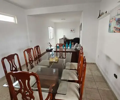 Casa de 3 quartos, com 3 banheiros e 1 suíte à venda em pirituba