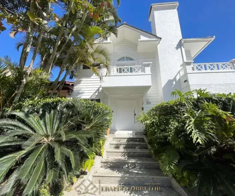 Casa para venda em florianópolis, jurerê internacional, 4 dormitórios, 3 suítes, 3 banheiros, 3 vagas