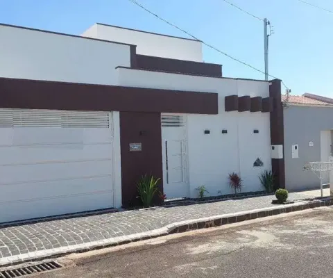 Casa térrea com 3/4 sendo 1 suíte com closet no bosque dos buritis em uberlândia!