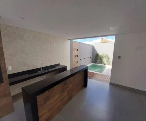 Casa com 3 suítes, piscina, 3 vagas no bairro jardim botânico em uberlândia!