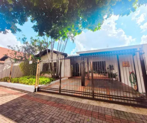Casa com 3 quartos à venda na Governador Valadares, --, Andrade, Londrina