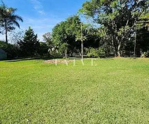 Chácara 2500m² à venda, no bratislava no condomínio golf ville com casa de 120m² privativos - cambé
