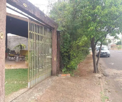 Terreno à venda na Rua João Limírio dos Anjos, Santa Mônica, Uberlândia