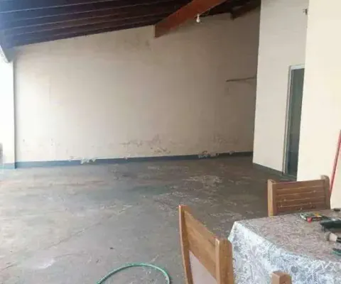 Casa à venda, 2 quartos, 1 vaga, jardim europa - uberlândia/mg