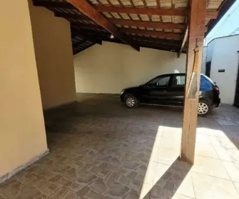 Casa à venda, 3 quartos, 2 suítes, 4 vagas, santa mônica - uberlândia/mg