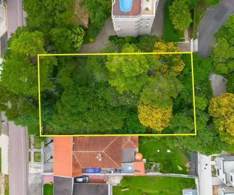 Terreno à venda na Rua Emílio de Almeida Torres, 347, Campina do Siqueira, Curitiba