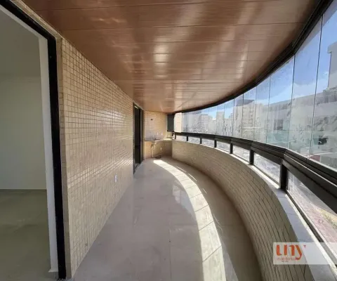 Apartamento amplo todo reformado com 220 m² e 4 suítes em manaíra