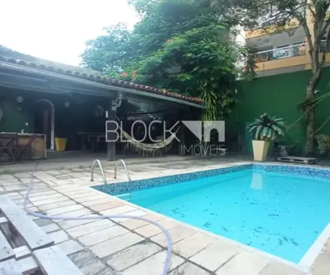 Recreio dos bandeirantes | casa de rua 6 quartos, sendo 4 suites