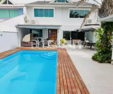 Recreio dos bandeirantes | casa de condomínio 4 quartos, sendo 4 suites