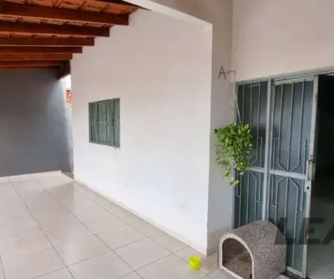 Vendo casa no bairro santa isabel em várzea grande mt