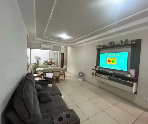 Casa com 2 quartos à venda na Rua Pioneiro Antonio Pietro Bon, 269, Jardim Tóquio, Maringá