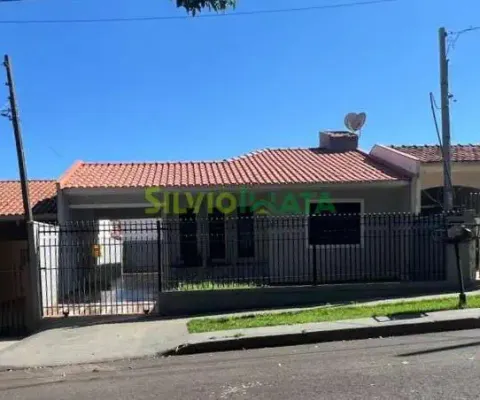Casa com 3 quartos à venda na Travessa Mourão, 90, Parque das Grevíleas, Maringá