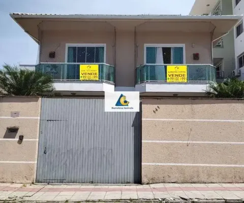 Casa com 3 quartos à venda na Avenida Jaime Estefano Becker, Areias, São José