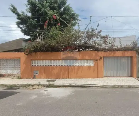 Casa plana no bairro jacarecanga - 3 quartos, próximo ao colégio dos bombeiros