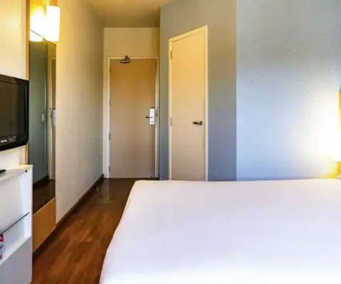 Flat em joinville exclusivo para investimento no pool hoteleiro.