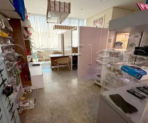 Salão comercial com 21m², disponível para locação no saguão do hotel bristol guarulhos