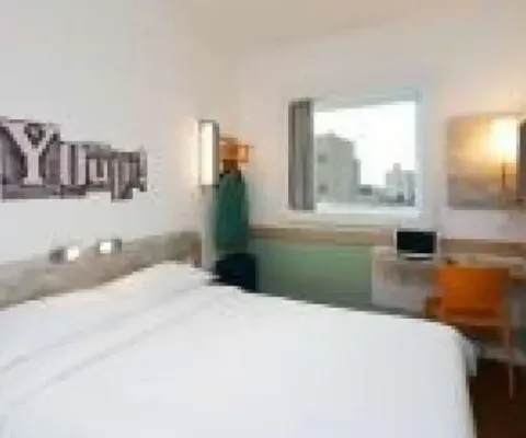 Flat ibis budget campinas no pool para investimento.