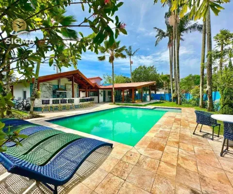 Casa com 4 quartos à venda na Rua Cinco, Enseada, Guarujá