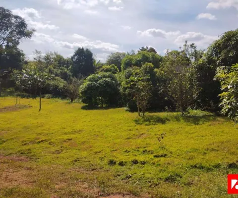Terreno de chácara à venda no condominio portal dos eucaliptos com 1000 m².