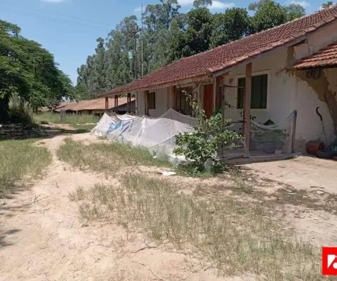 Chácara à venda, a apenas 1 km da rodovia anhanguera em limeira