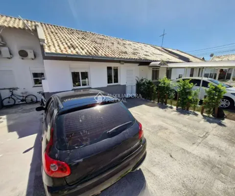 Casa em condomínio fechado com 3 quartos à venda na Rua Brigadeiro Ivo Borges, 1000, São Luis, Canoas