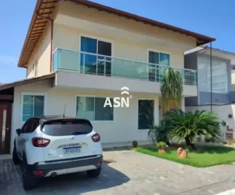 Casa com 4 quartos à venda no Glória, Macaé 