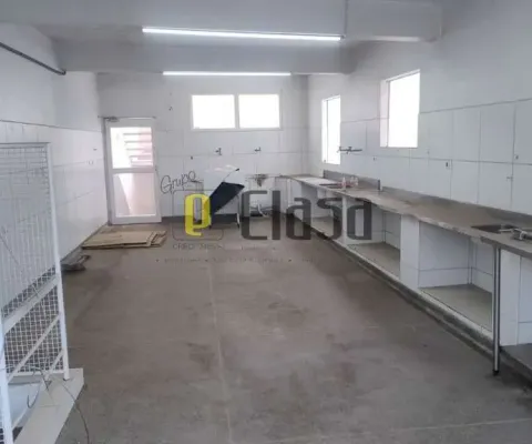 Casa à venda na Avenida Getúlio Vargas, 584, Jardim Cinira, Itapecerica da Serra