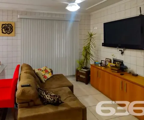 Casa com 3 quartos à venda na Rua Papa João XXIII, 41, Iririú, Joinville